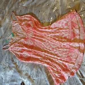 NWT: Size XS: CORAL AND WHITE TOP
